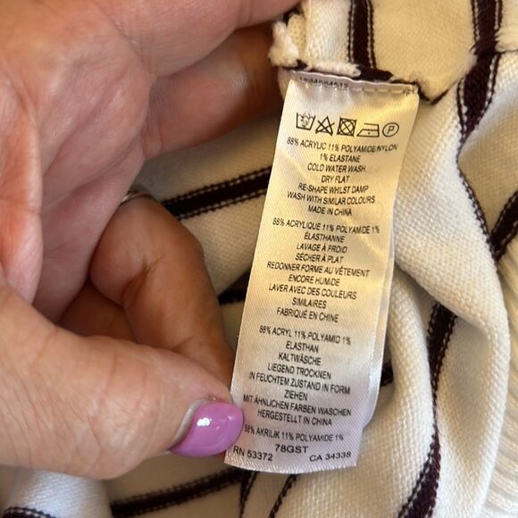 French Connection winter white and wine striped turtleneck sweater Size L New - Picture 9 of 9